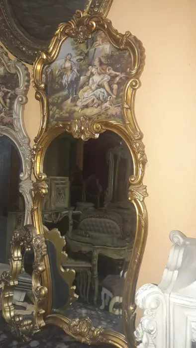 مرآة بإطار محفور — AD-0074