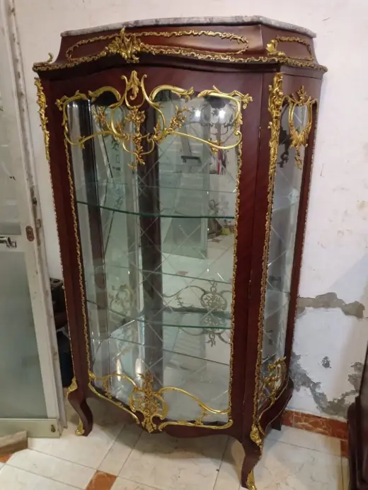 Vitrine & cabinet — AD-0142