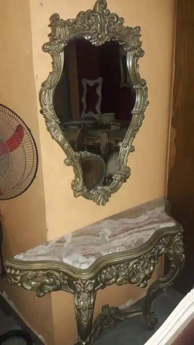 مرآة بإطار محفور — AD-0169