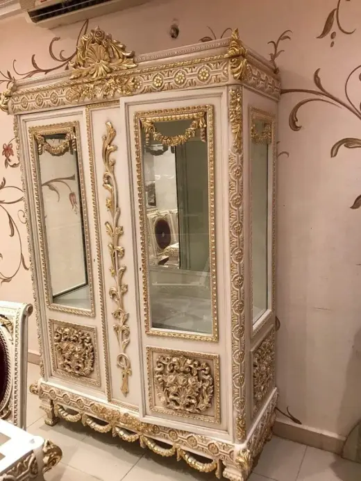 Vitrine & cabinet — AD-0373
