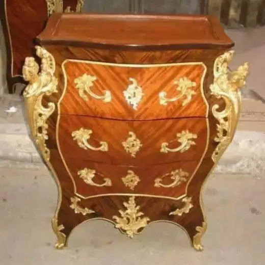 كومود وشيفونيرة — AD-0761