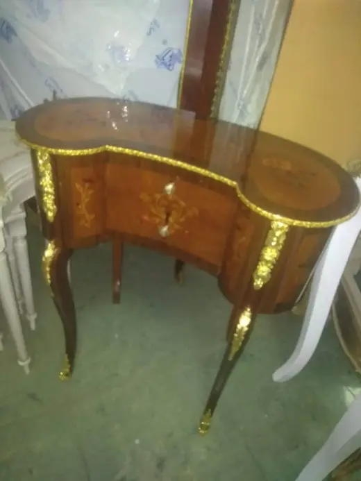طاولة كلاسيك — AD-0894