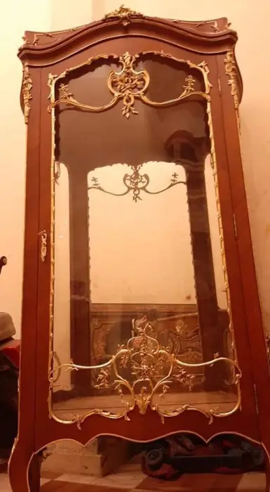 Vitrine & cabinet — AD-1284