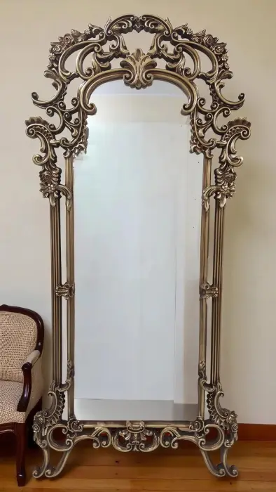 مرآة بإطار محفور — AD-1321
