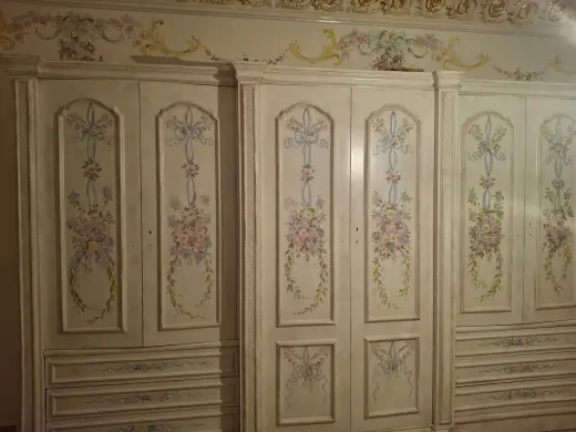 Vitrine & cabinet — AD-1428