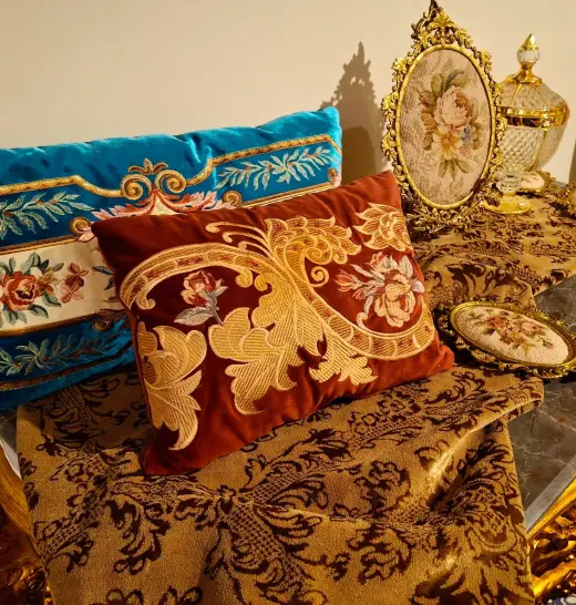 مفروشات ووسائد — AD-1528