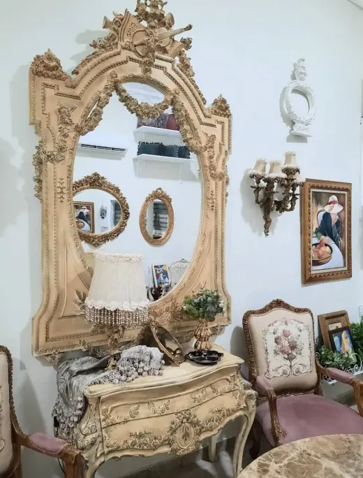 مرآة بإطار محفور — AD-1626