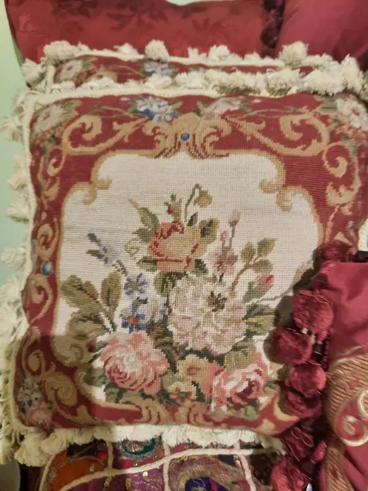 مفروشات ووسائد — AD-3334